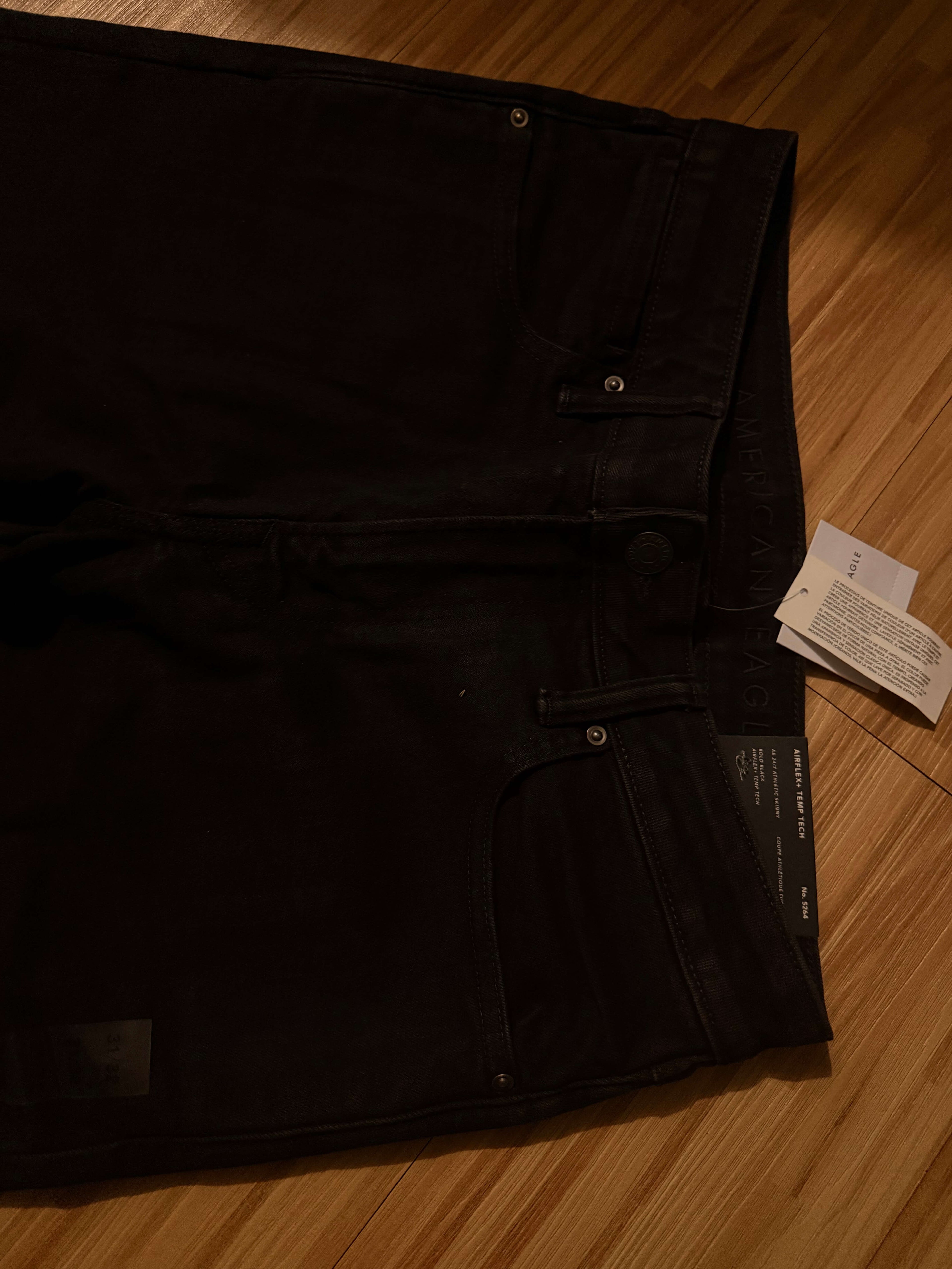 American Eagle Pantalón Negro Lizo