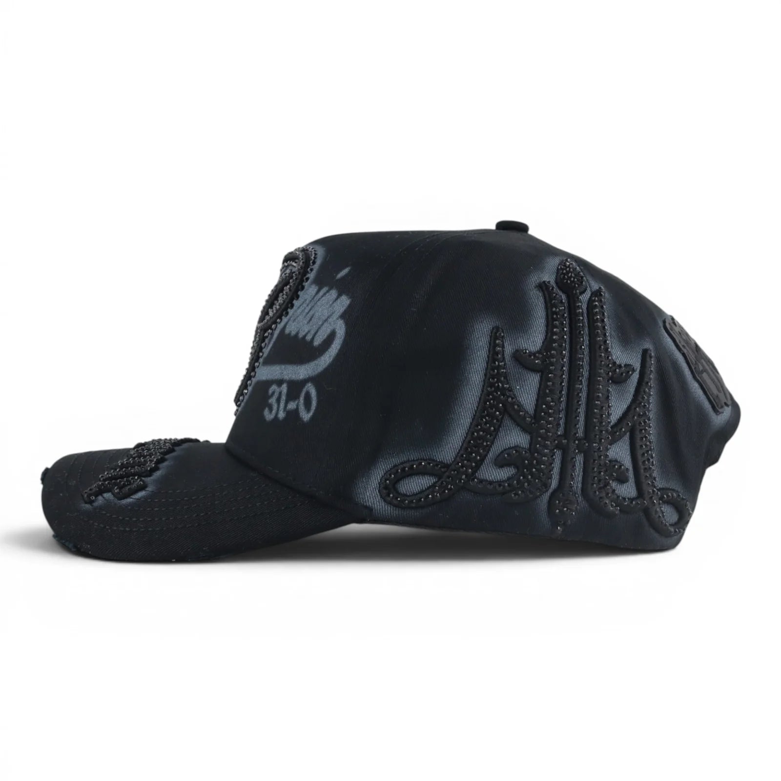 Thirty One Hats X Benavides